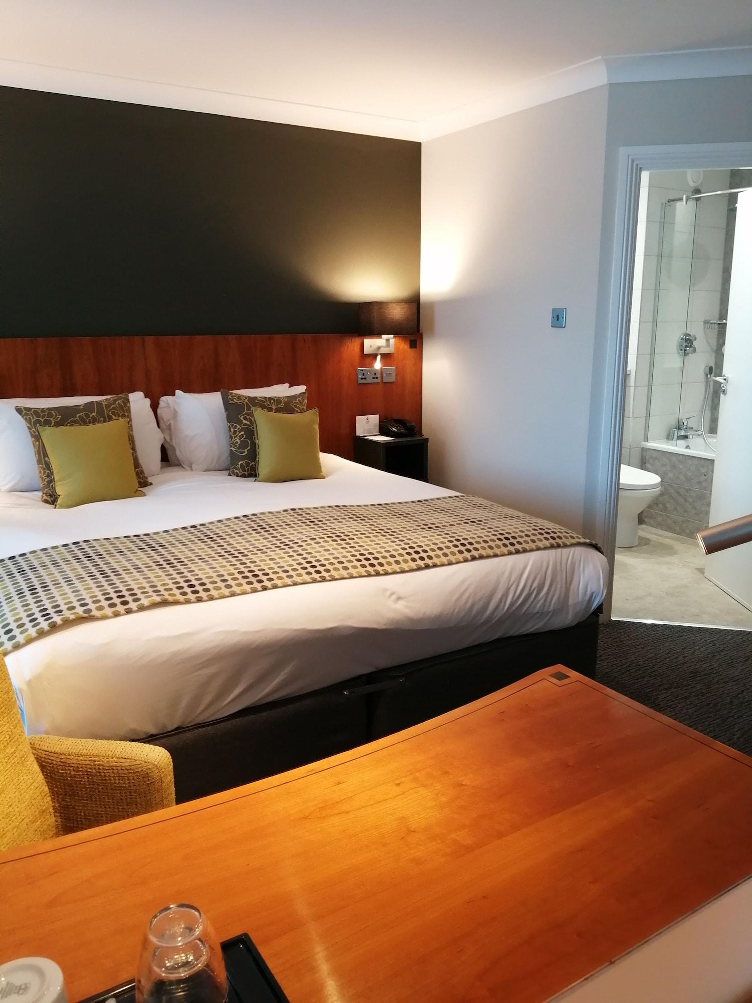 Best Western Plus Angel Hotel Chippenham  Dış mekan fotoğraf