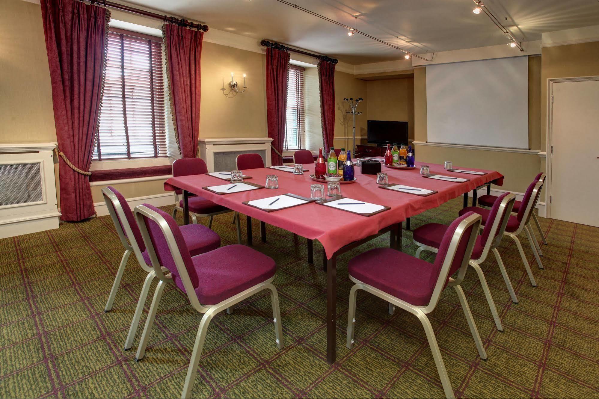 Best Western Plus Angel Hotel Chippenham  Dış mekan fotoğraf